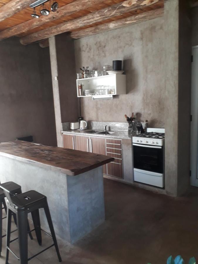 Casa Los Cerezos En Chacras De Coria Kültér fotó