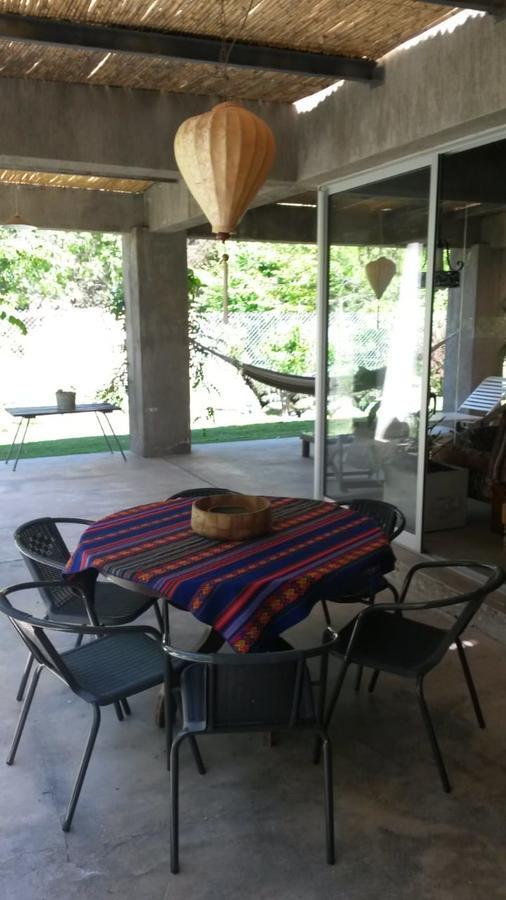 Casa Los Cerezos En Chacras De Coria Kültér fotó