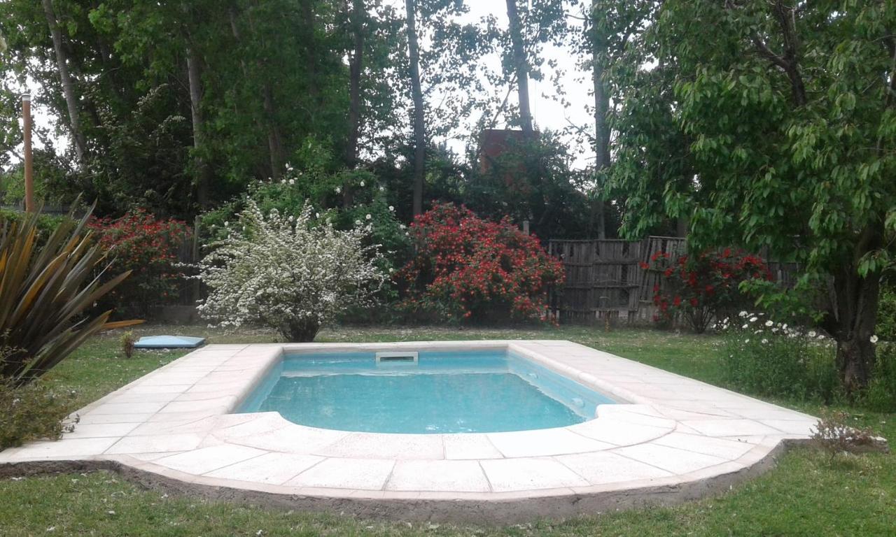 Casa Los Cerezos En Chacras De Coria Kültér fotó