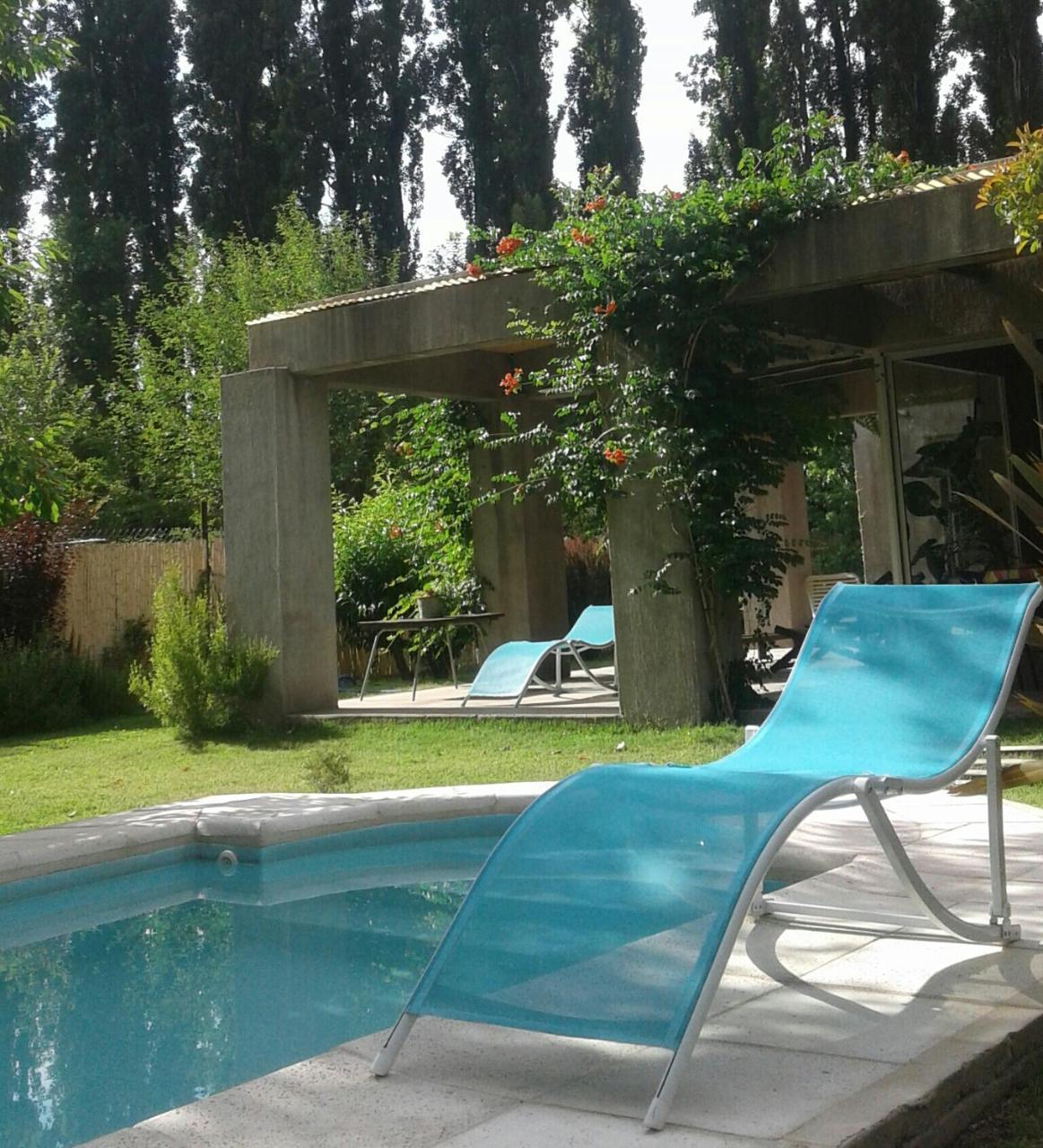 Casa Los Cerezos En Chacras De Coria Kültér fotó