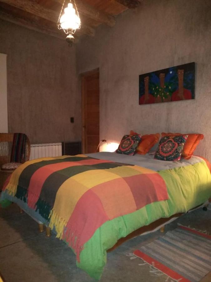 Casa Los Cerezos En Chacras De Coria Kültér fotó
